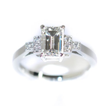 Vintage inspired engagement ring with milgrain detail